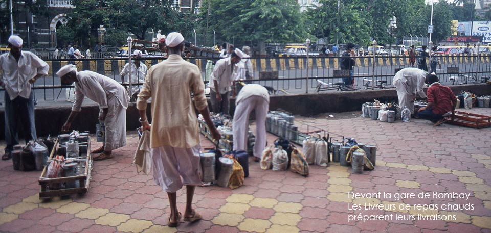 Livreurs de repas chauds à Bombay